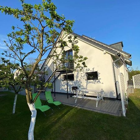 Apartament Nad Jeziorem Welle Kolczewo Exterior photo