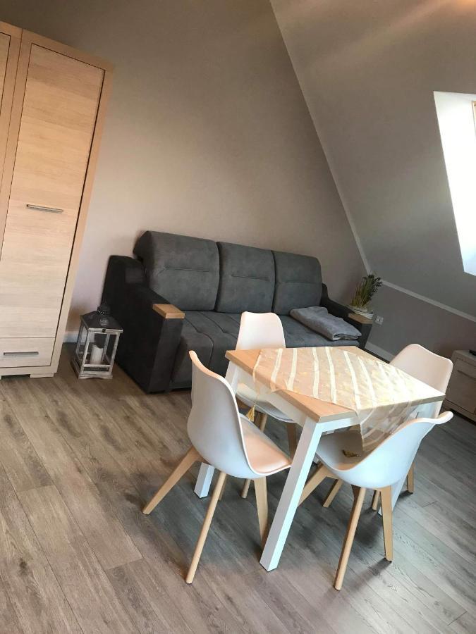 Apartament Nad Jeziorem Welle Kolczewo Exterior photo